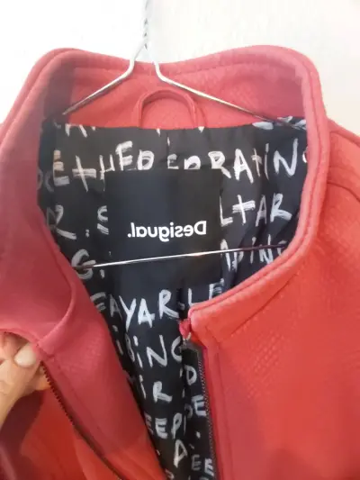 Chaqueta roja Desigual para mujer - miniatura 2