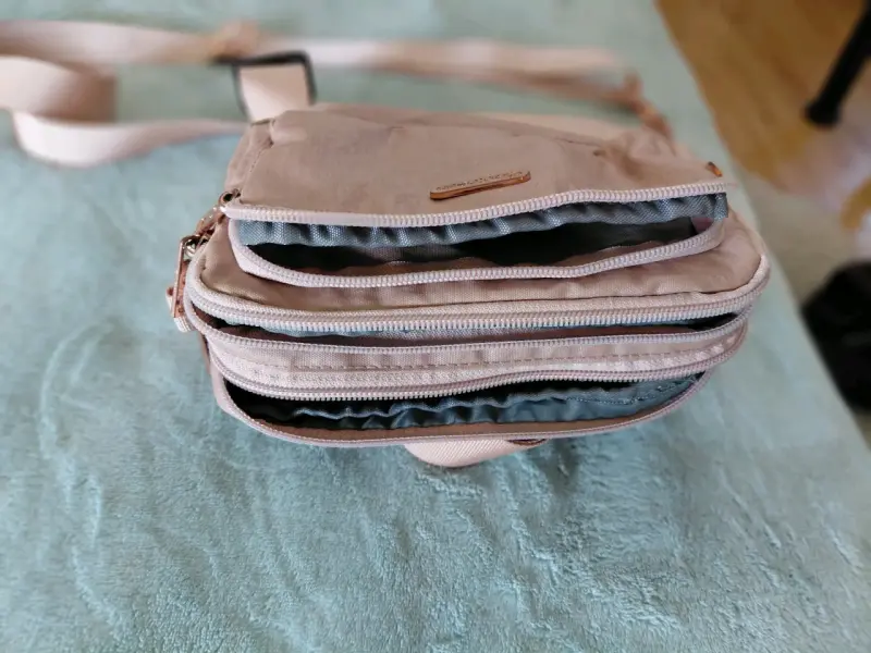 Bandolera beige con múltiples compartimentos Xtrem - 1