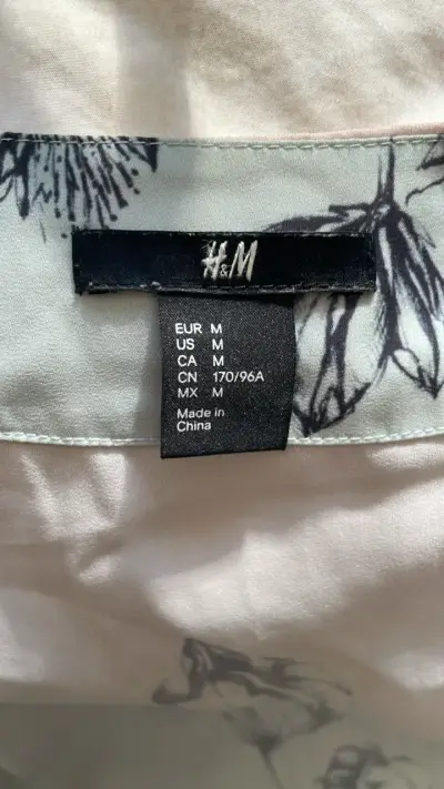 Kimono floral H&M en tonos pastel - miniatura 2