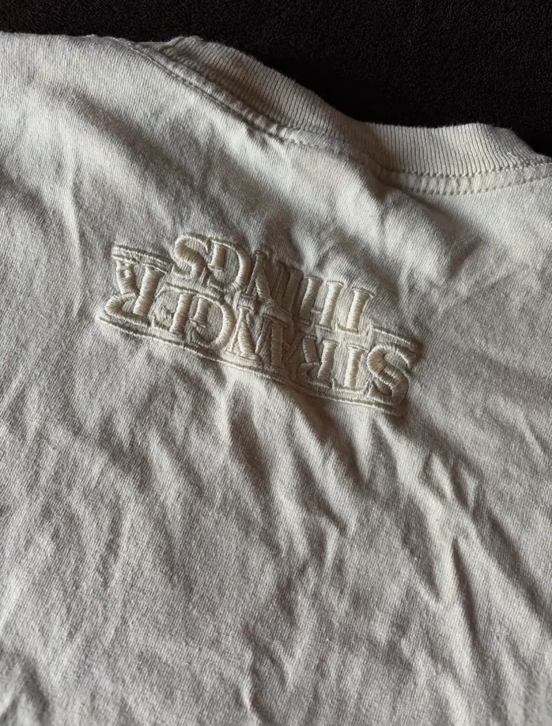 Polera Stranger Things PacSun Talla L - 5
