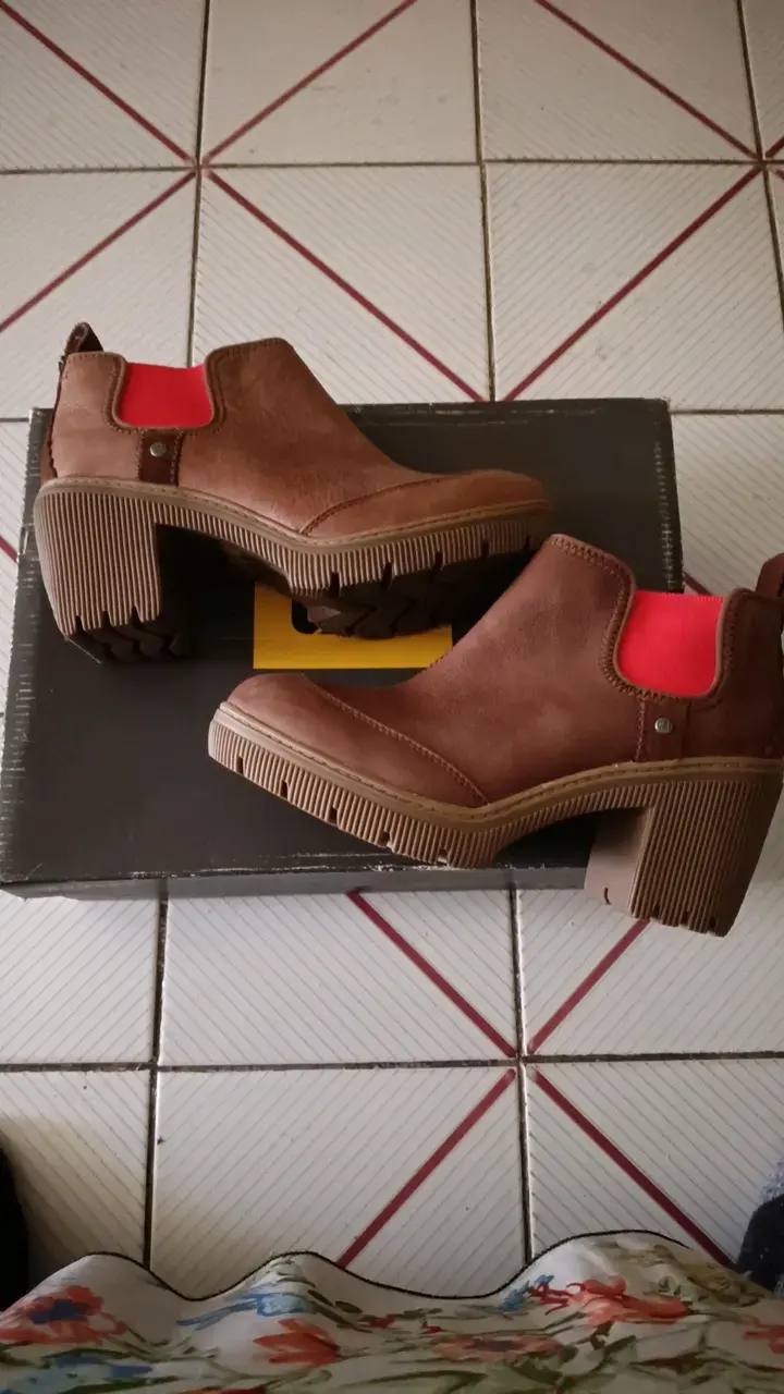 Botines de cuero marrón Caterpillar para mujer - 1