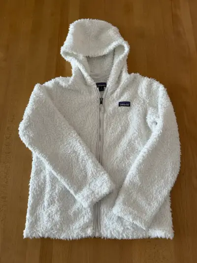 Poleron polar capucha Patagonia blanca talla 10 - miniatura 1