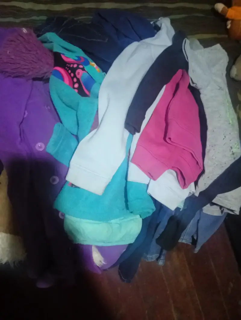 Lote de ropa variada para mujer y niño - 3