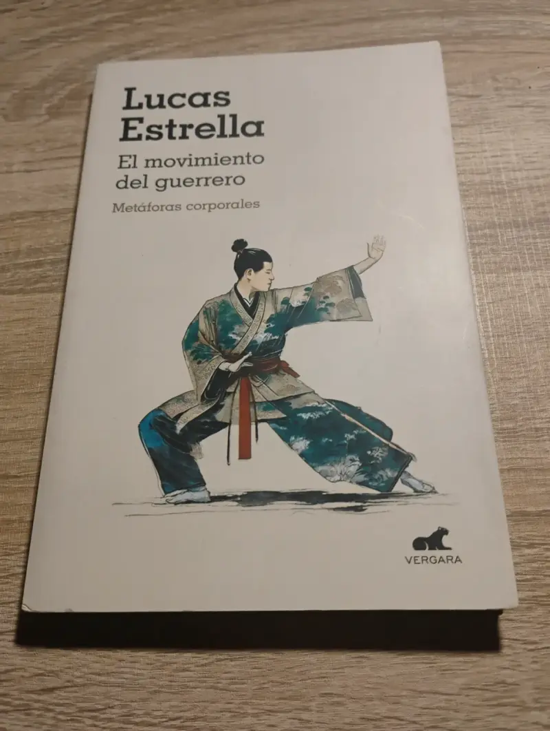 Libro 'El movimiento del guerrero' de Lucas Estrella