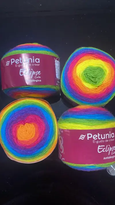 Lana multicolor Petunia Eclipse Cake 400grs - miniatura 1