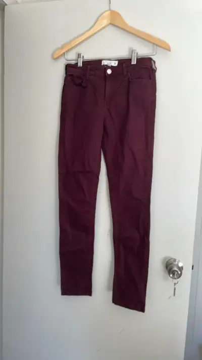 Pantalones burdeos MANGO para mujer - miniatura 1