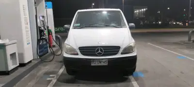 Furgón Mercedes-Benz Vito - miniatura 5