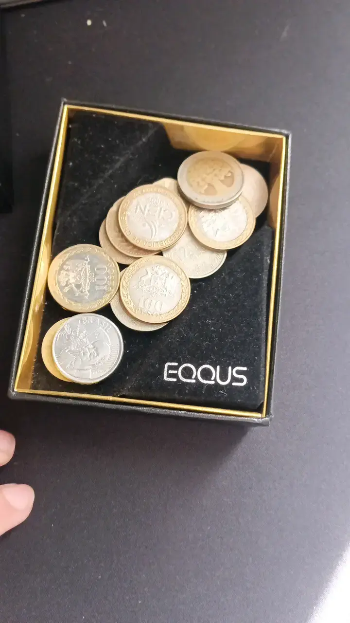 Billete antiguo y monedas especiales - 3