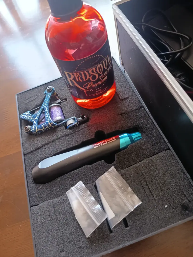 Kit de Tatuaje Completo con Máquina y Tintas .. - 1