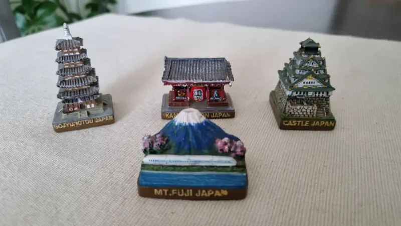 Set de miniaturas de monumentos japoneses - 3