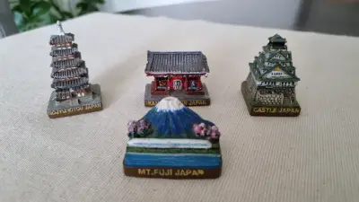 Set de miniaturas de monumentos japoneses - miniatura 3