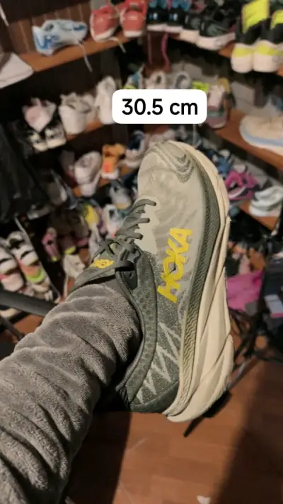 Zapatillas deportivas Hoka talla 30.5 cm - miniatura 1