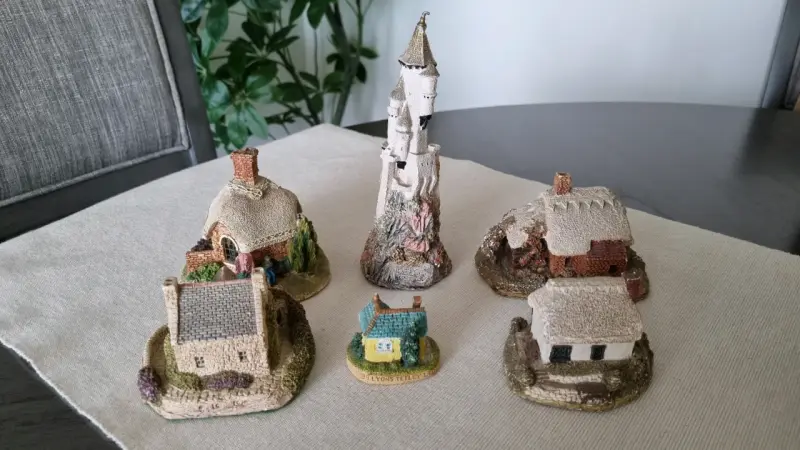 Conjunto de Casas Miniatura con sello - 3