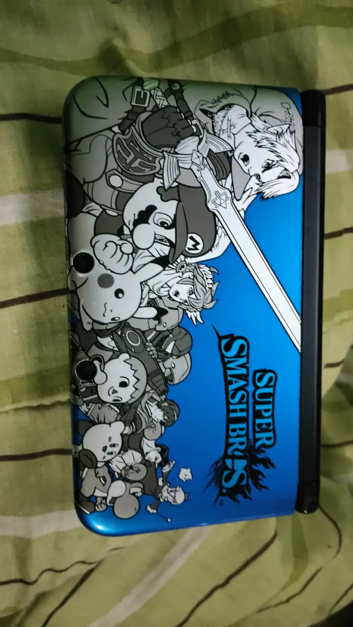 Consola Nintendo 3DS XL Edición Super Smash Bros - 1