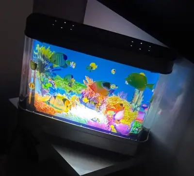 Acuario decorativo con iluminación LED - miniatura 1