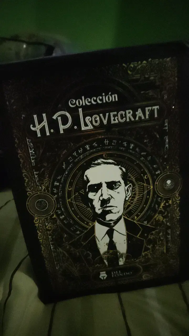Colección de libros H.P. Lovecraft en estuche - 1