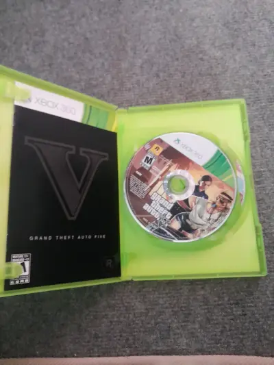Juego Grand Theft Auto V para Xbox 360 - miniatura 3