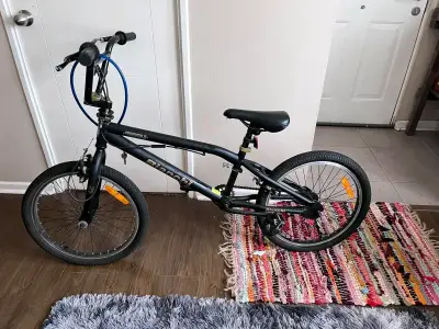 Bicicleta BMX Bianchi color negro en buen estado!! - miniatura 1