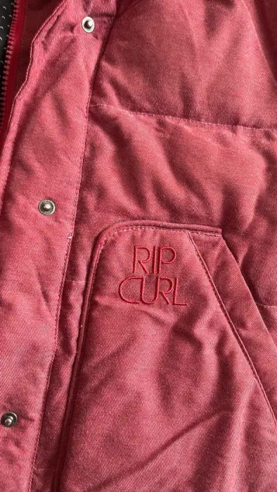 Chaqueta Rip Curl roja con capucha - miniatura 4