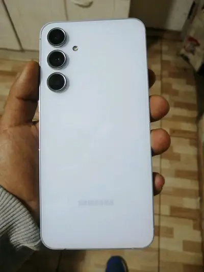 Samsung Galaxy A55 5g en buen estado - miniatura 1