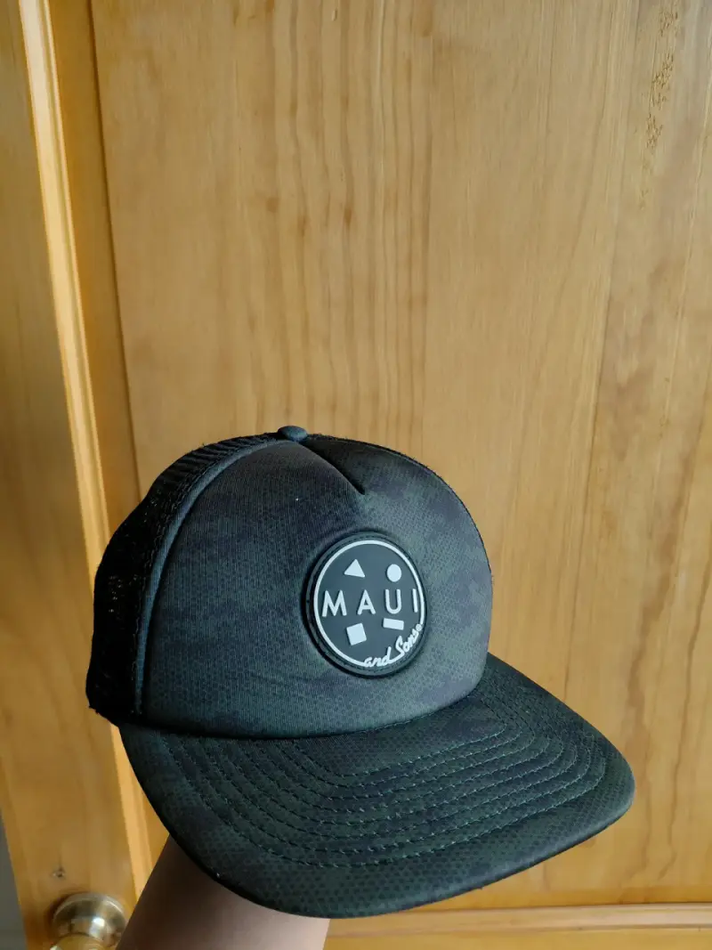 Gorra Maui and Sons negra con malla - 1
