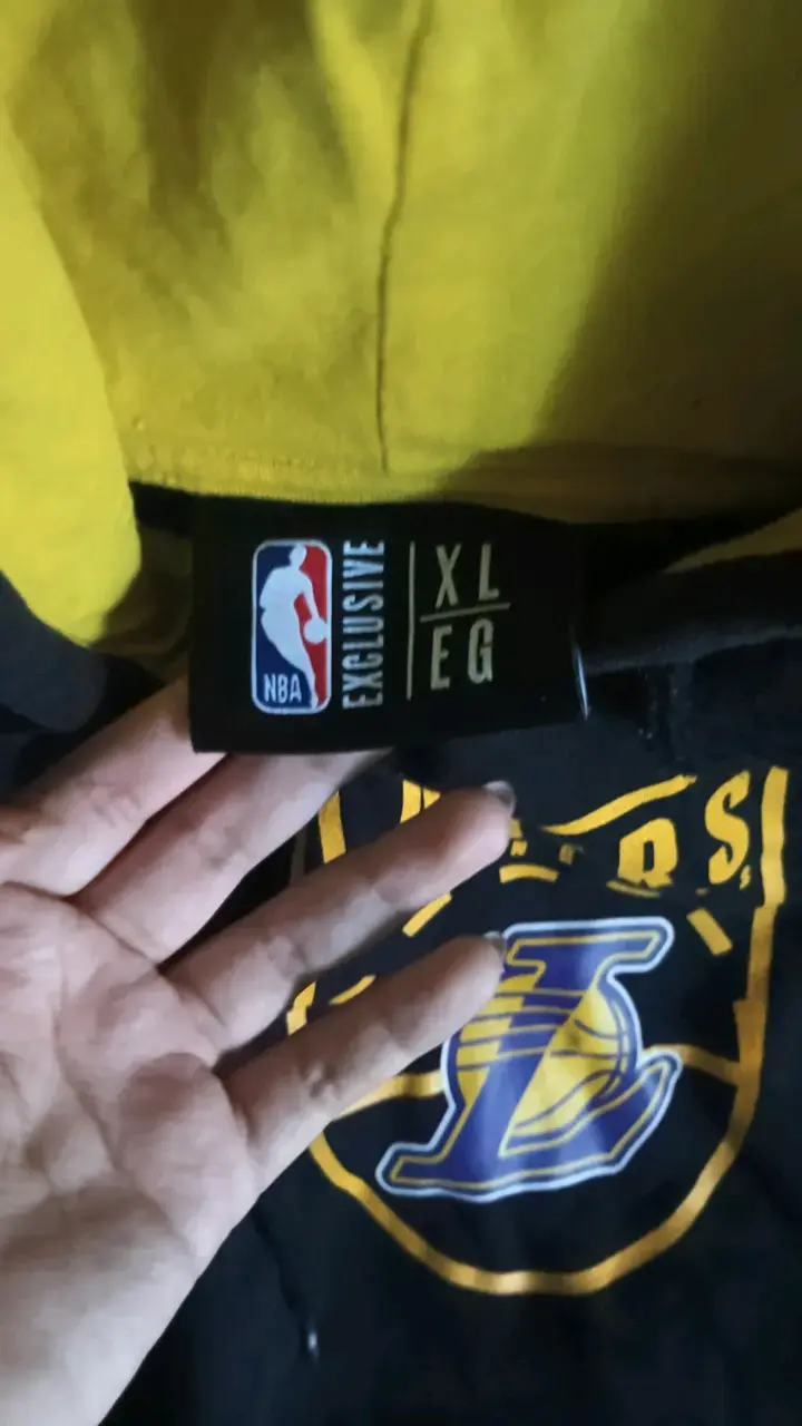 Polerón con capucha Lakers NBA negro y morado - 2