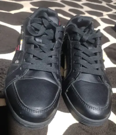 Zapatillas negras de cuero para hombre - miniatura 1
