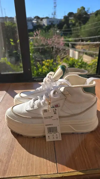 Zapatillas Reebok Club C Geo Mid Blancas - miniatura 2