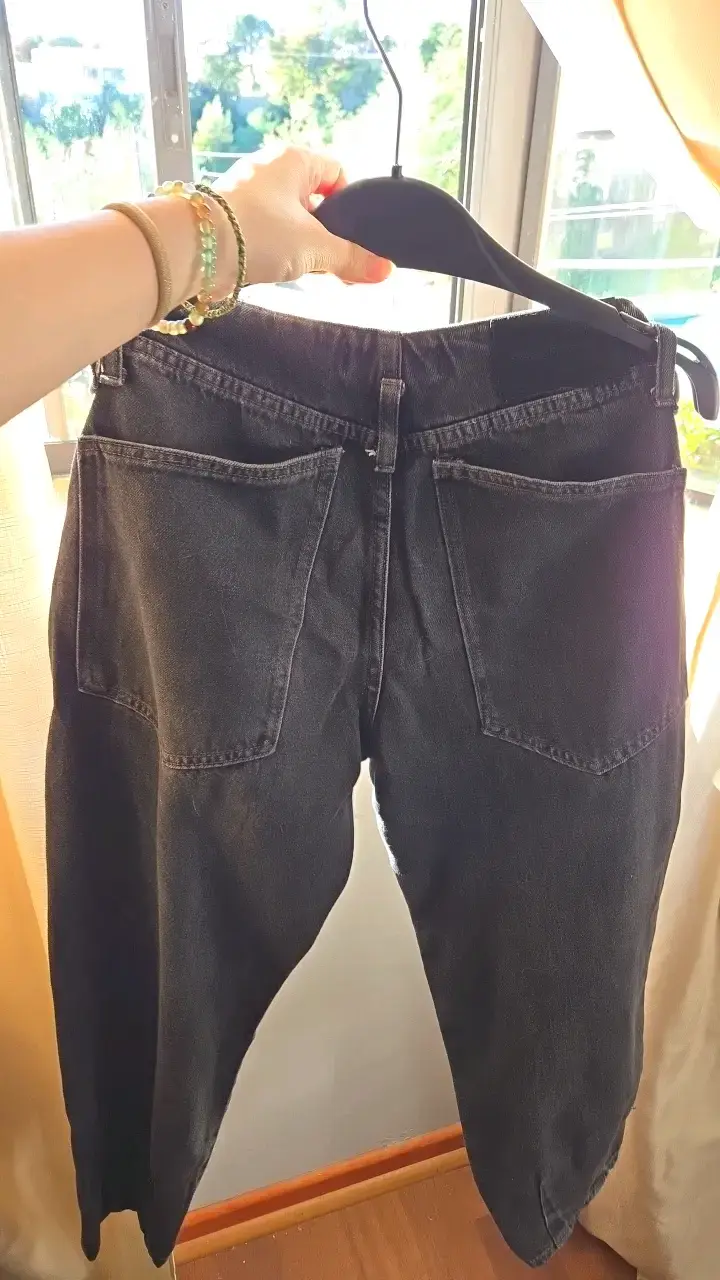 Jeans Mom Fit negros de mujer - 3