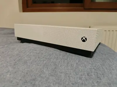 Xbox One S All Digital Edition - miniatura 2