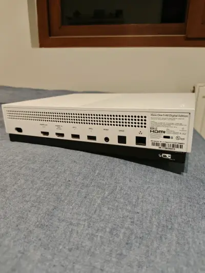 Xbox One S All Digital Edition - miniatura 4
