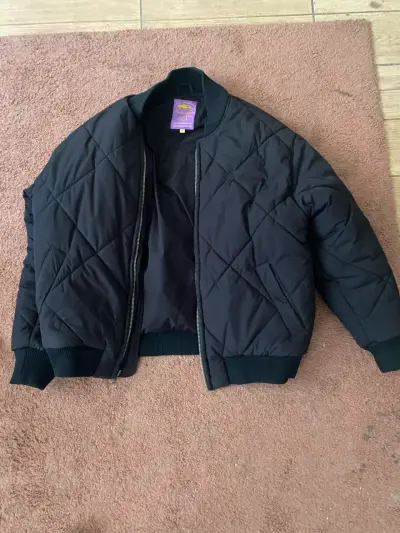 Chaqueta Corteiz Talla L - miniatura 2