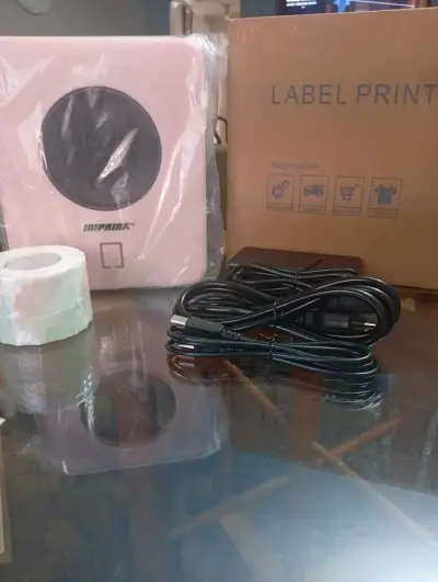 Impresora de etiquetas Imprink rosa con accesorios - miniatura 1