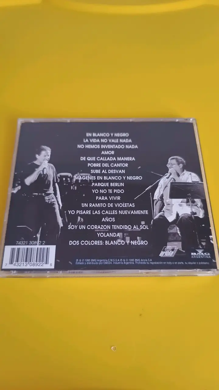 CD Pablo Milanés y Víctor Manuel En Blanco y Negro - 2