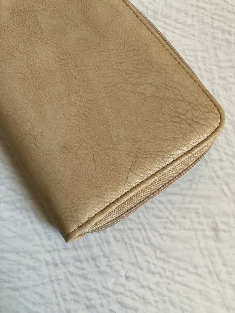 Billetera de cuero Secret  con cierre - 4