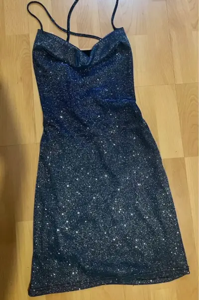 Vestido corto brillante celeste - miniatura 2