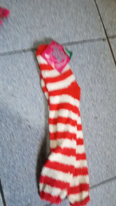 Calcetines térmicos de felpa para invierno - miniatura 3