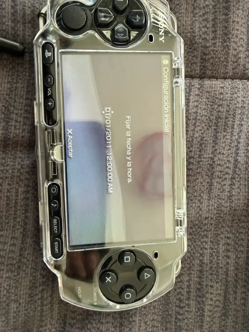 Consola portátil Sony PSP con juegos incluidos - 3