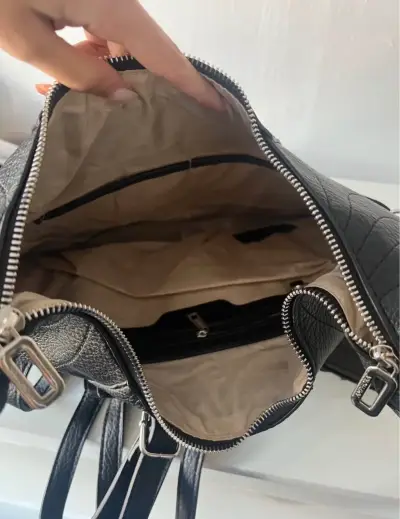 Bolso de cuero negro Amphora con correas ajustables - miniatura 3