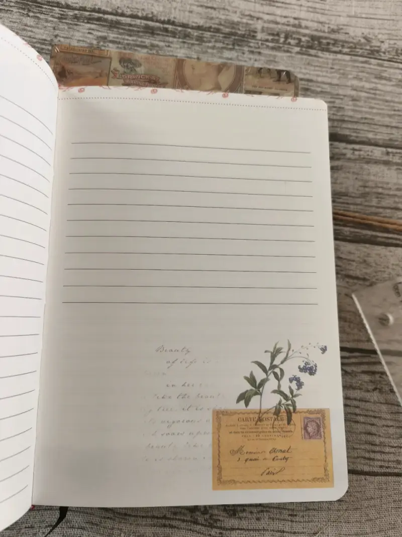 Libreta vintage con diseño postal y hojas decorada - 3