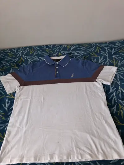 Polera Polo Nautica Azul y Blanca Talla XXL - miniatura 1
