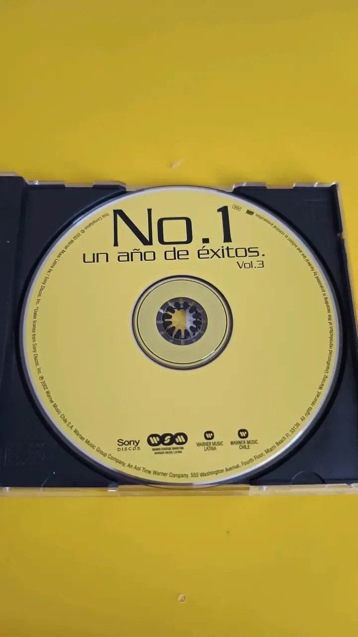 CD No.1 Un Año de Éxitos Vol. 3 - 3