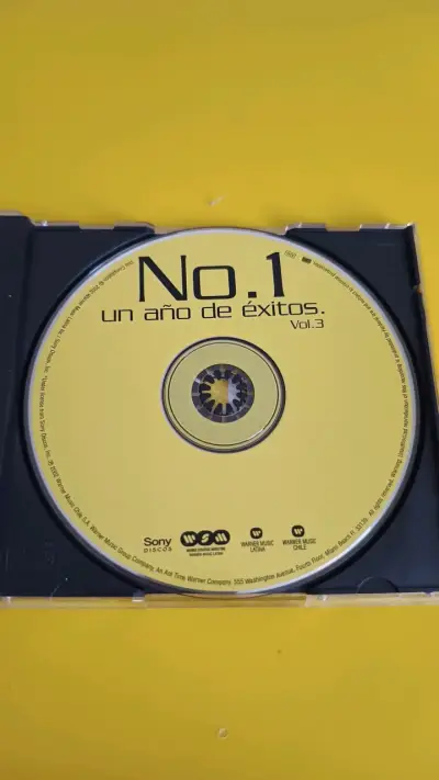CD No.1 Un Año de Éxitos Vol. 3 - miniatura 3