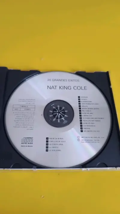 CD Nat King Cole 20 Grandes Éxitos - miniatura 3