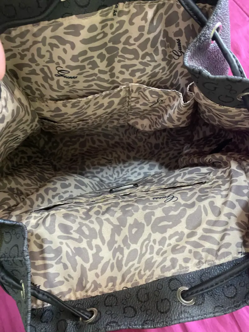 Mochila Guess con diseño monograma - 4