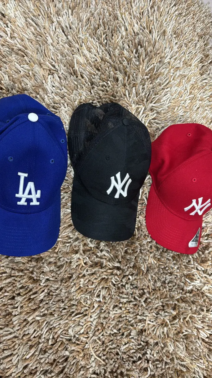 Gorras deportivas NY y LA  3 x25 - 3