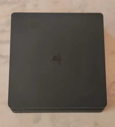 Consola PS4 con 3 juegos y control original - miniatura 2