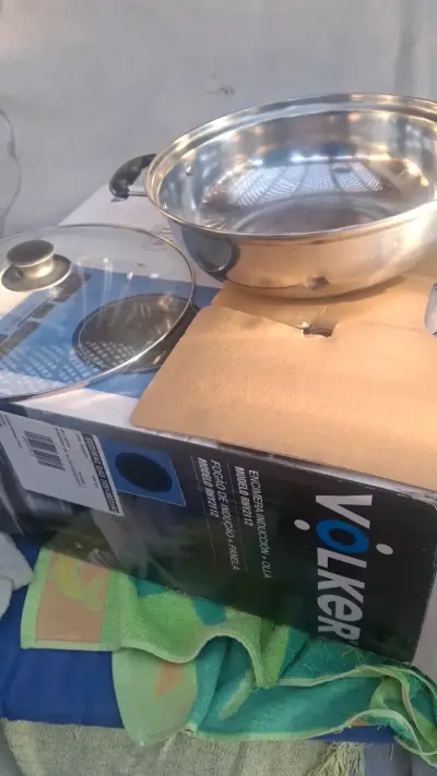 Cocina de inducción Volker RHY2112 con sartén - miniatura 3
