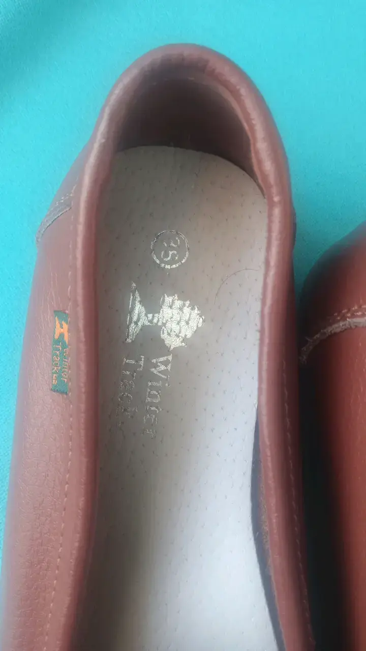 Mocasines de cuero marrón para mujer - 2