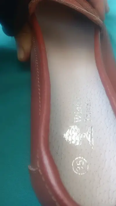 Mocasines de cuero marrón para mujer - miniatura 4